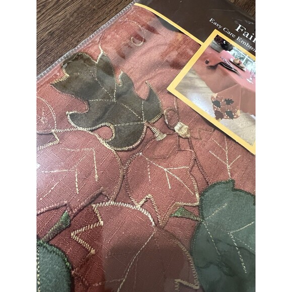 Bed Bath & Beyond Tablecloth Fall Autumn Leaves Embroidered New 60”x84” Oblong - Picture 6 of 9